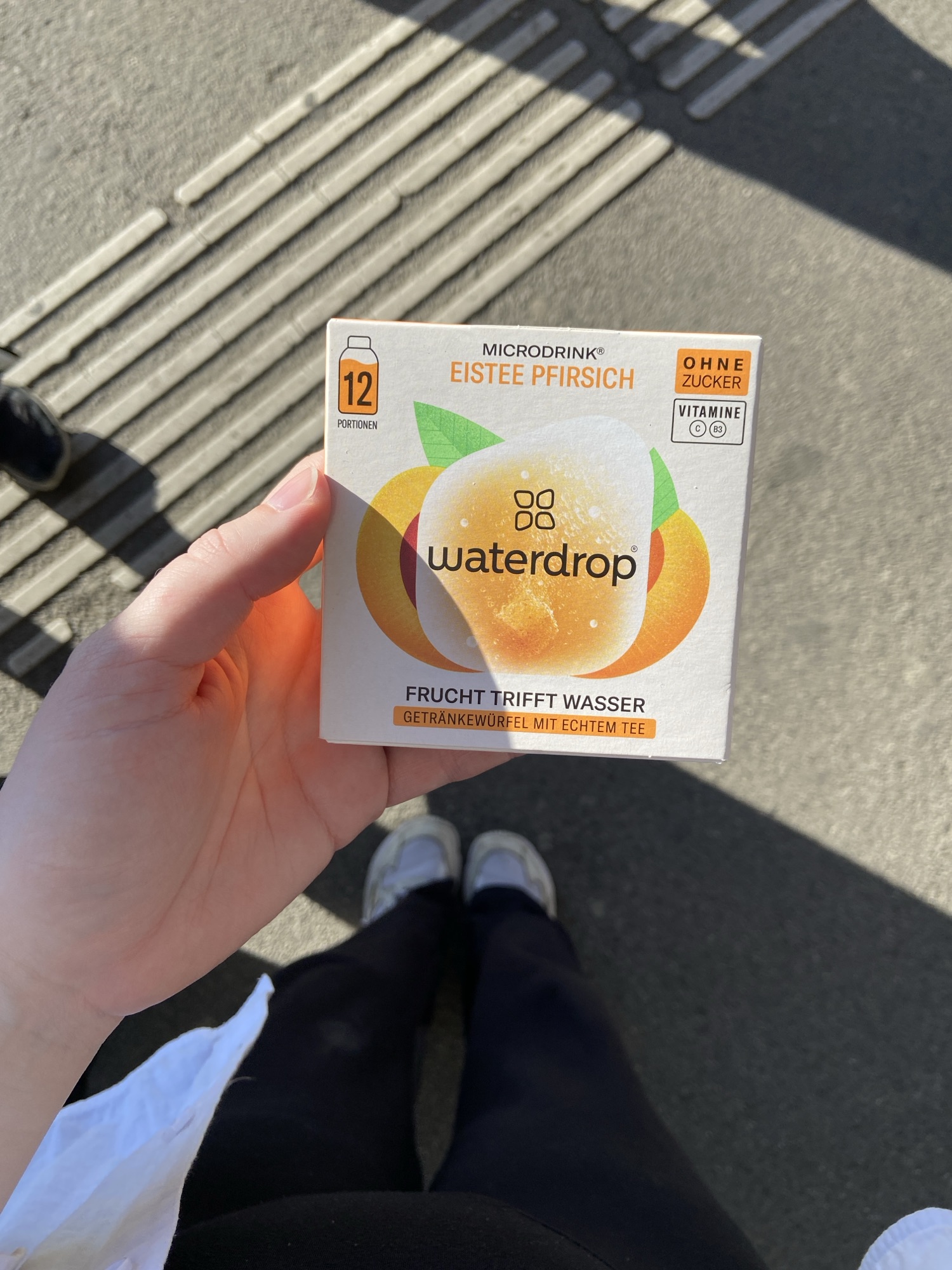 waterdrop peach ice tea